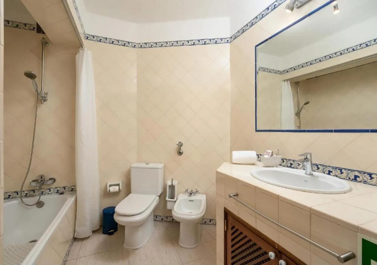 Apartamento Acropole Sea View Portimão 0*,  Portugal